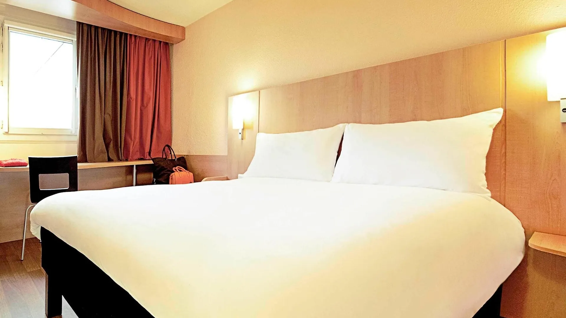 Hotel Ibis Canal Saint Martin