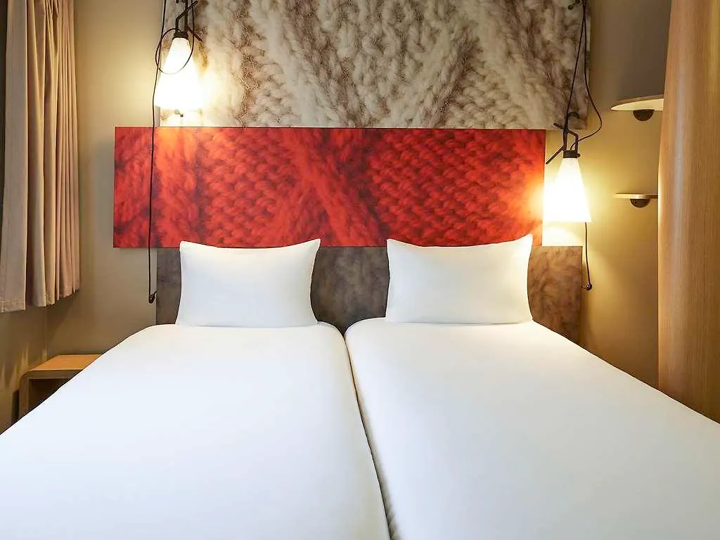 Ibis Canal Saint Martin 3* Paris