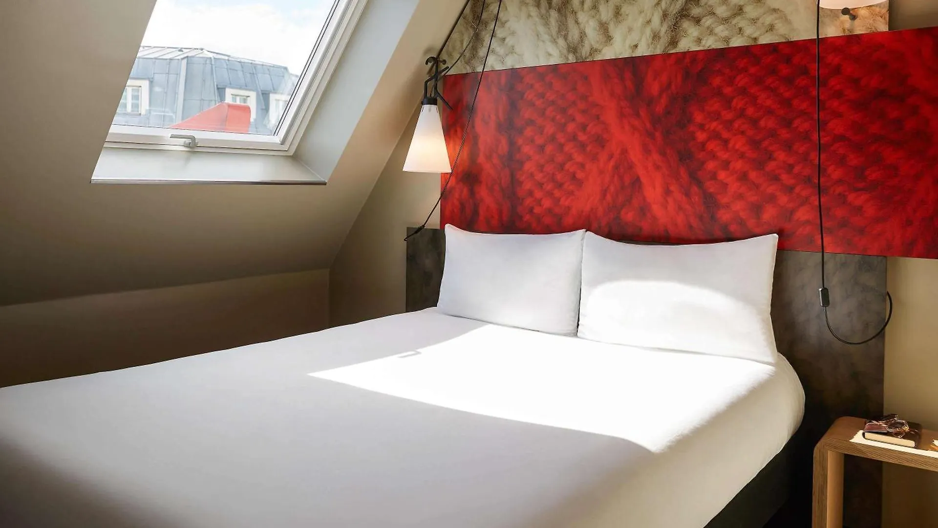 Ibis Canal Saint Martin 3*