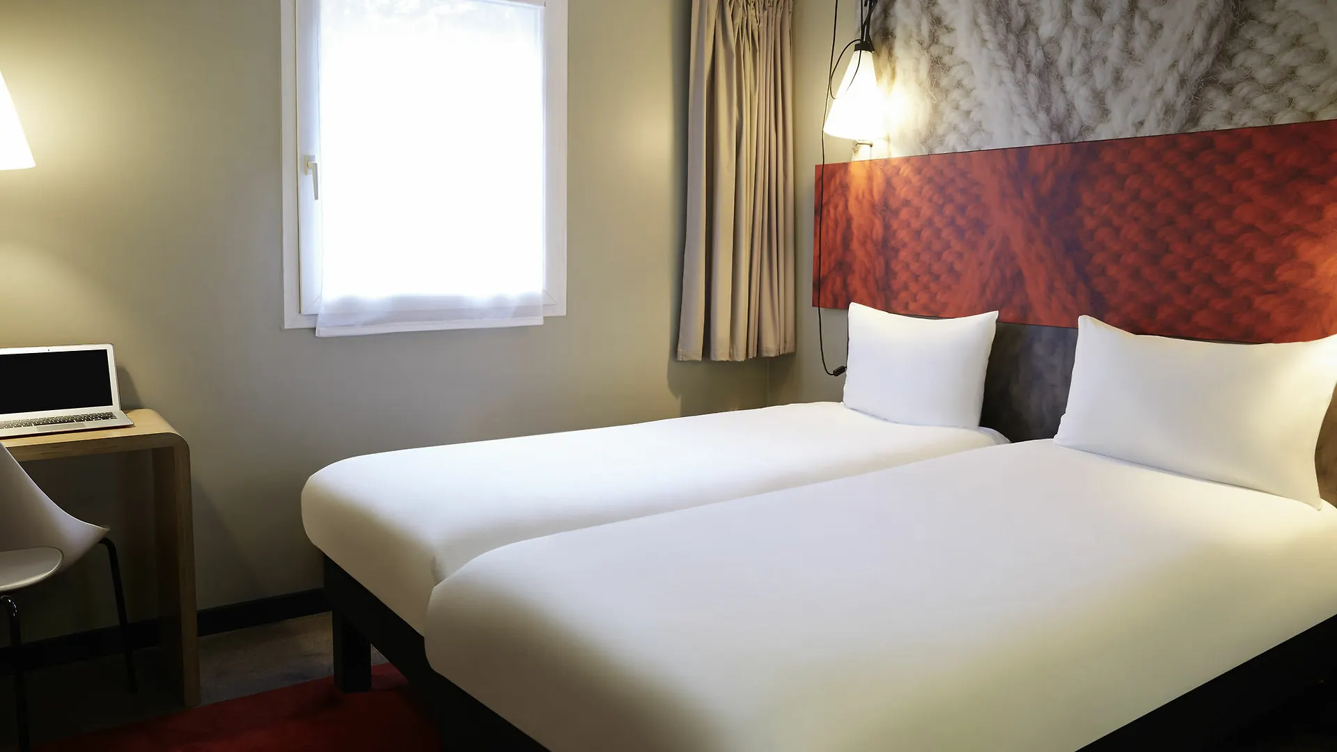 Ibis Canal Saint Martin Hotel Paris