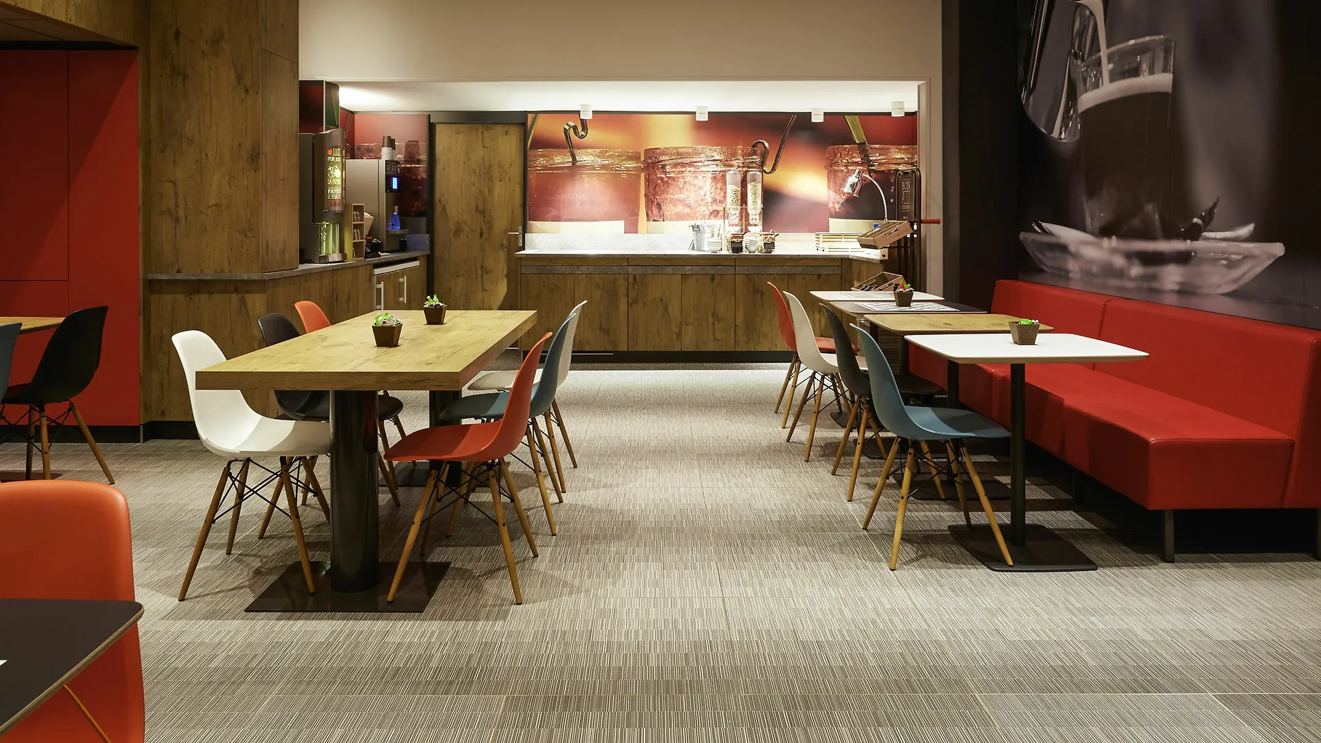 Ibis Canal Saint Martin 3* Paris