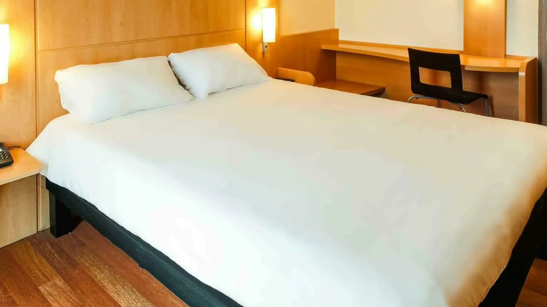 Ibis Canal Saint Martin Hotel